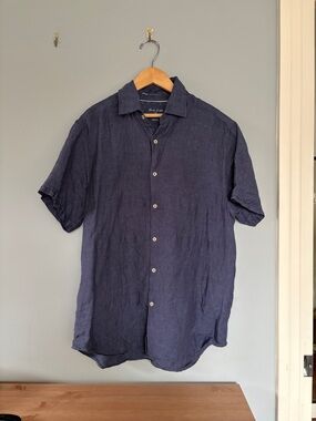 Men's Navy Short-Sleeve Linen Shirt - Casual Button-Up